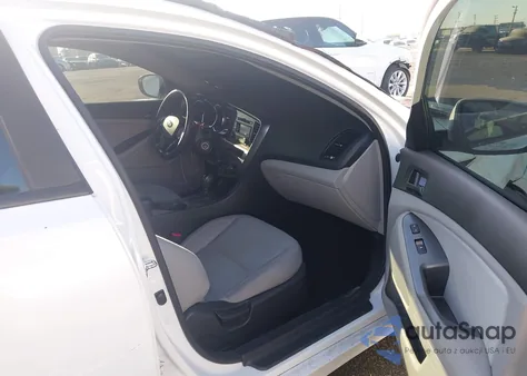 2013 Kia Optima Lx from USA, damaged, VIN 5XXGM4A70DG218708